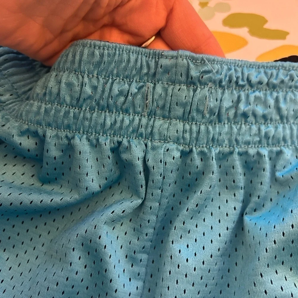 Nike Standard Issue Space Jam Reversible Shorts Mens size medium